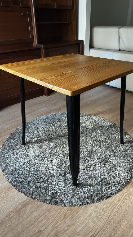 Mesa estilo industrial