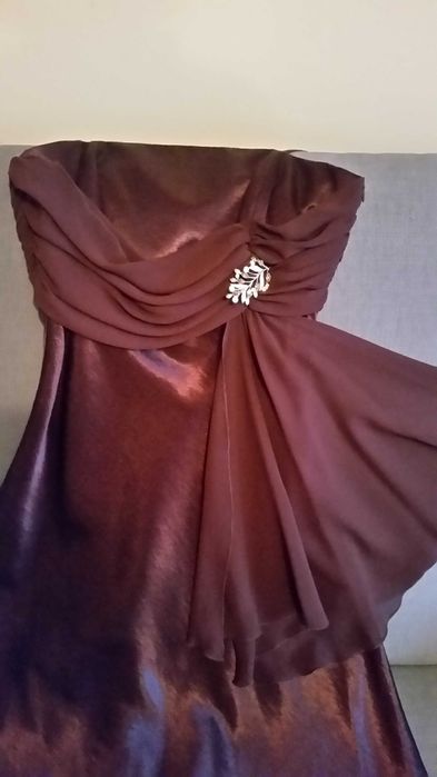 Balowa suknia w kolorze wina, rozm. S