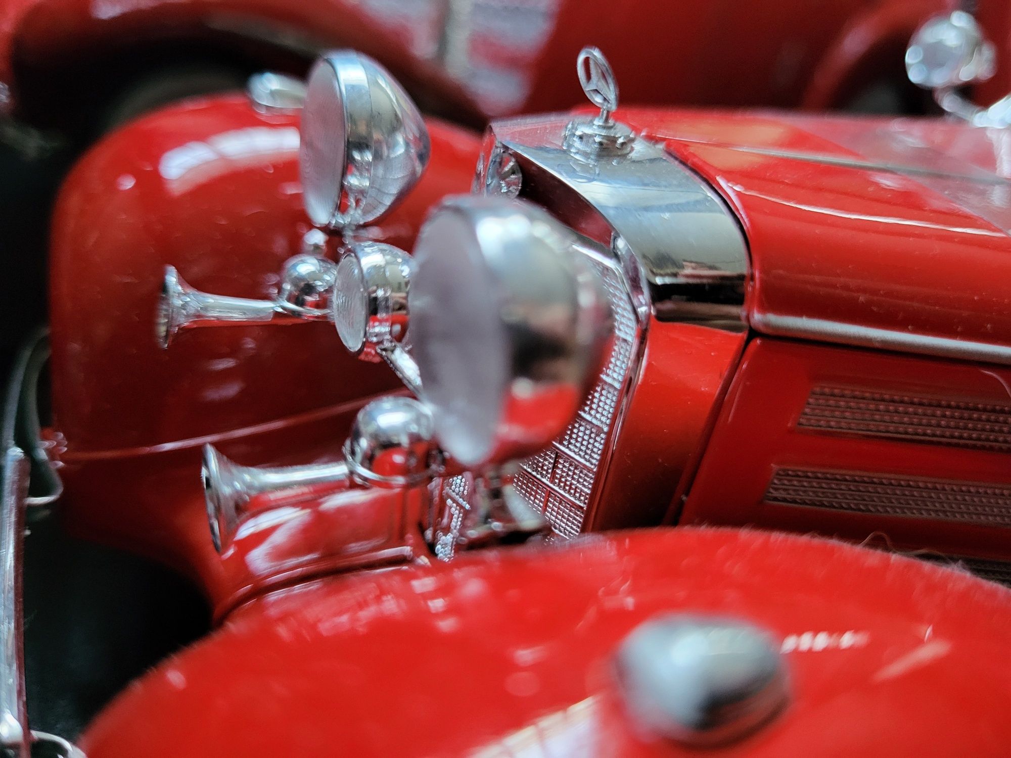 Mercedes Benz 500k typ specialroadster 1:18 miniatura