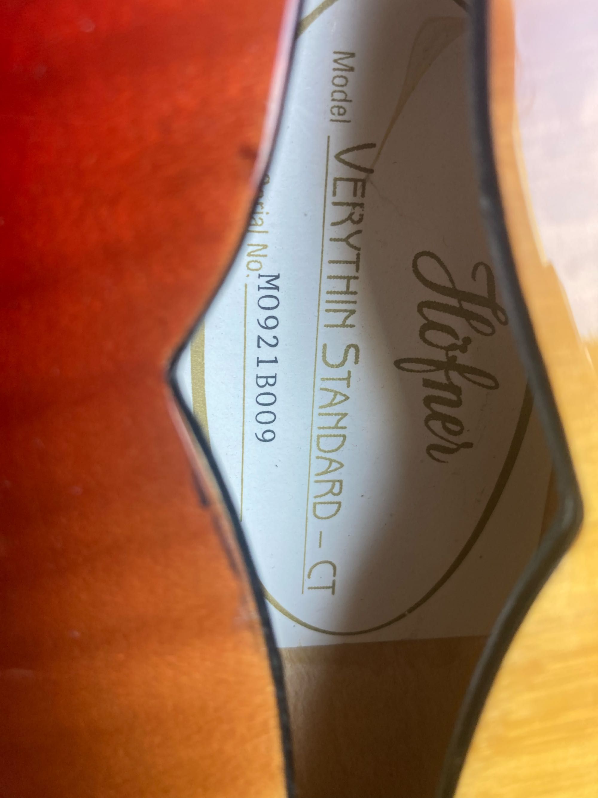 Gitara elektryczna Hofner Verythin Standard - CT