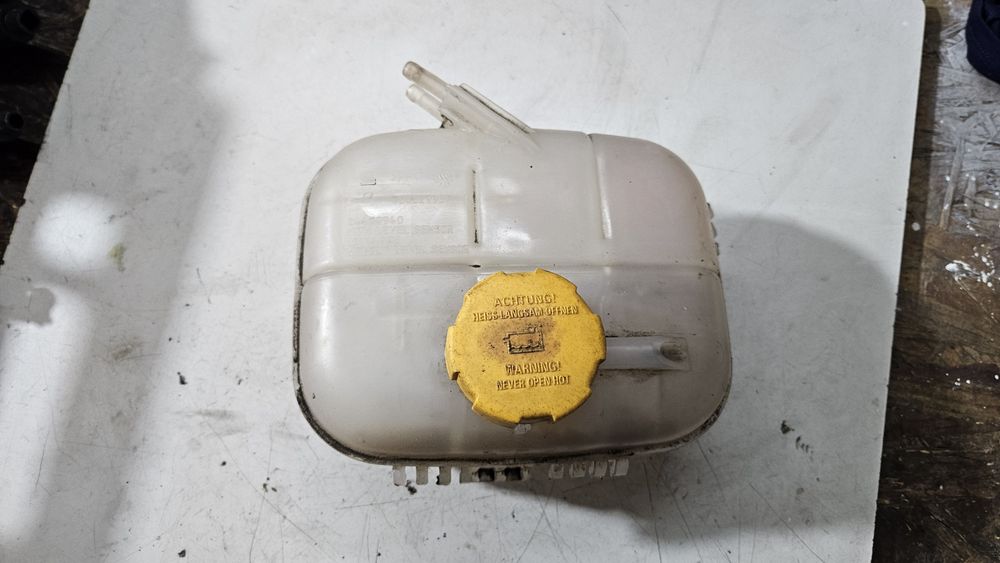 Zbiornik zbiorniczek płynu wody wyrównawczy opel astra h