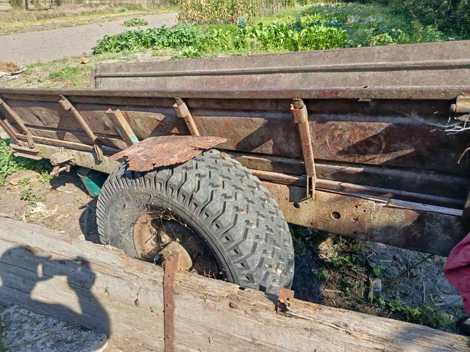 Продам прицеп и сеноворошилку до мотолока