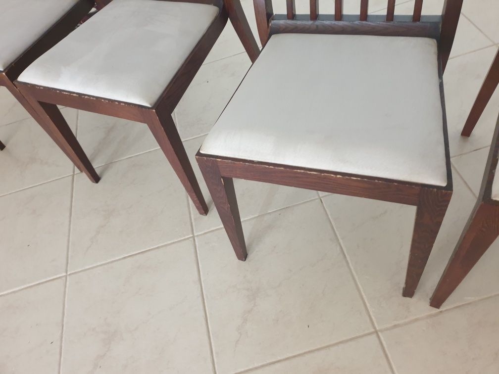 Conjunto mesa de jantar extensivel + cadeiras, madeira maciça