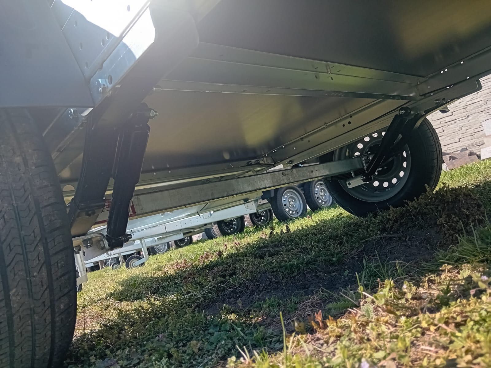Sprzedam przyczepkę samochodową Martz PREMIUM 201x126/R Nowa rok 2025