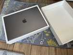 MacBook PRO A2485 M1 16GB 512GB 34 cykle NOWY caly zestaw