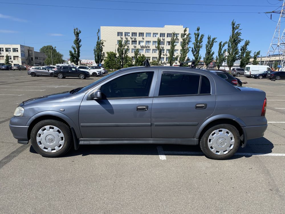 Opel Astra Опель Астра 2008