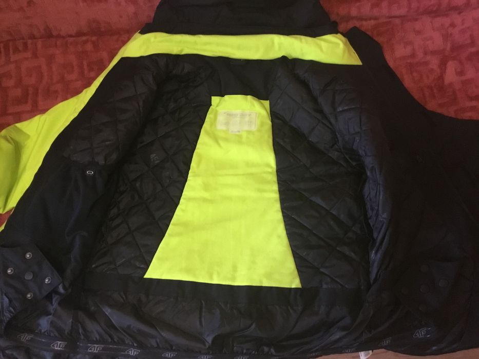 Гірськолижна куртка чоловіча розмір L