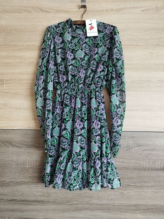 Delikatna sukienka w kwiaty wiskoza XS/S