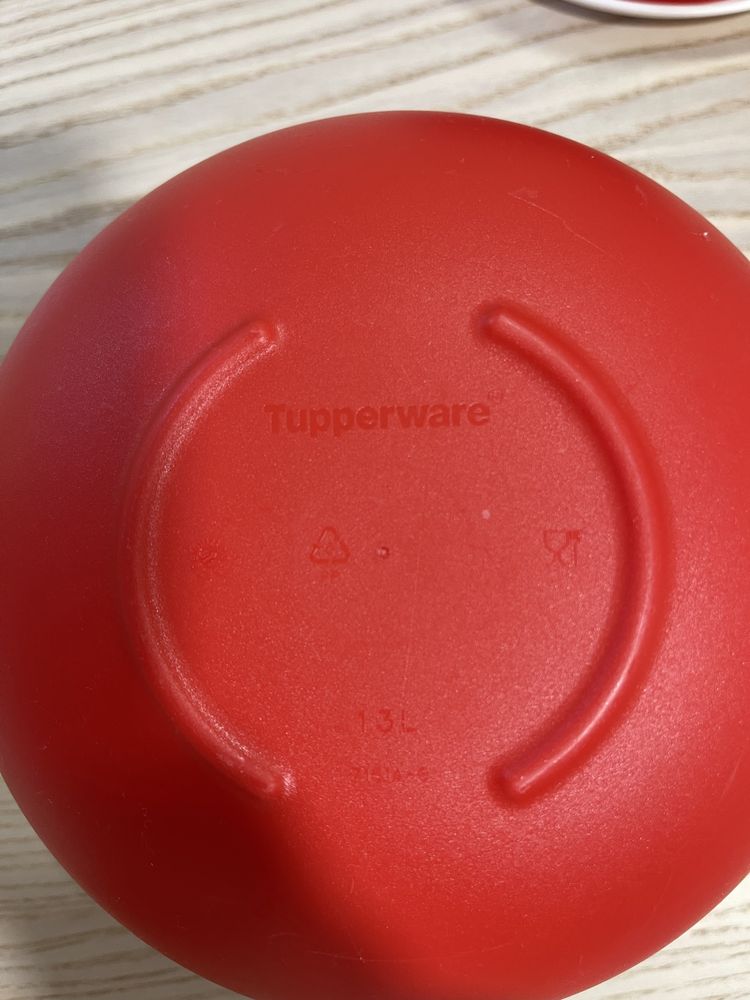 2 caixas Tupperware