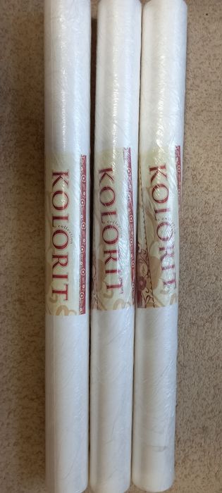 Продам обои (белые) всего 3 рулона