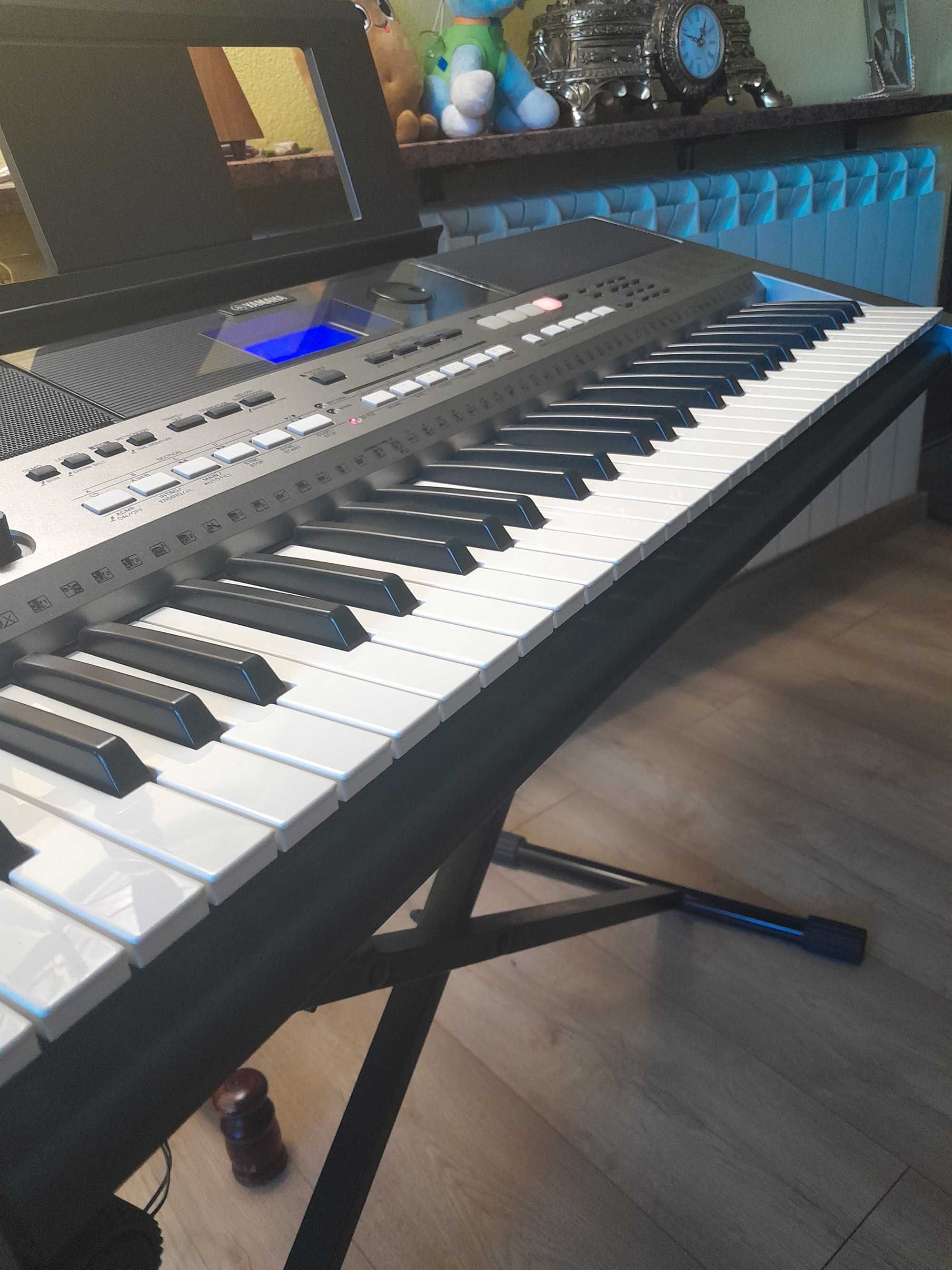 Yamaha PSR E 443(keyboard, klawiatura dynamiczna)
