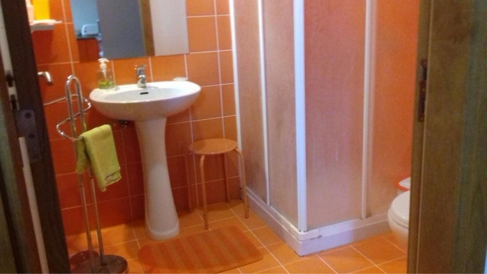Quarto arrenda-se
