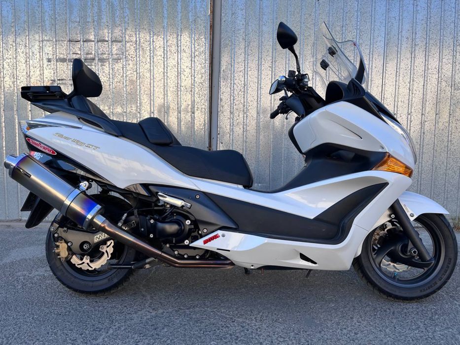 Honda Silver Wing GT 600