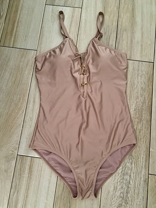 Złoty sexi strój kąpielowy jednoczesciowy z Wlossech rozmiar M L