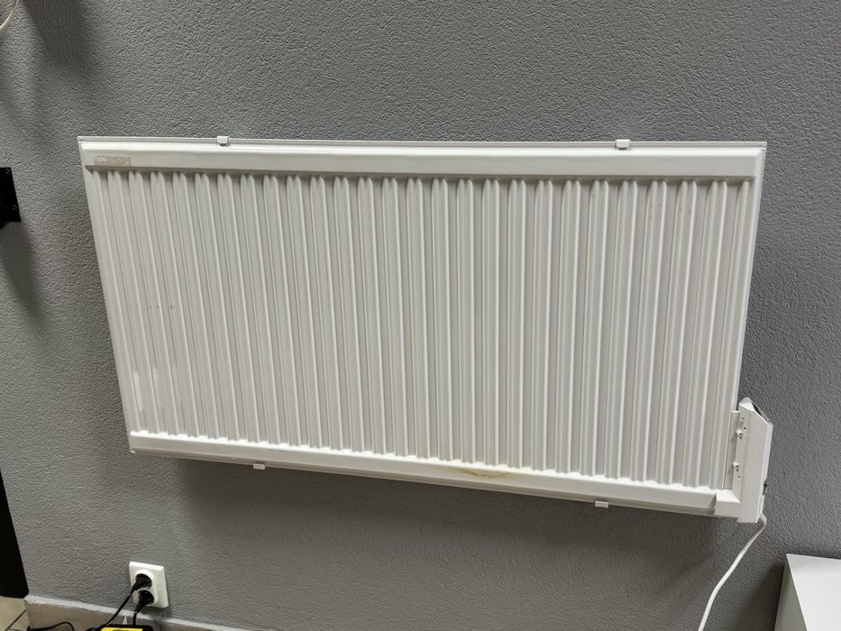 Grzejnik panelowy elektryczny olejowy 2000W