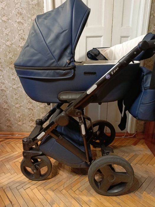 Продам дитячий візок Bair