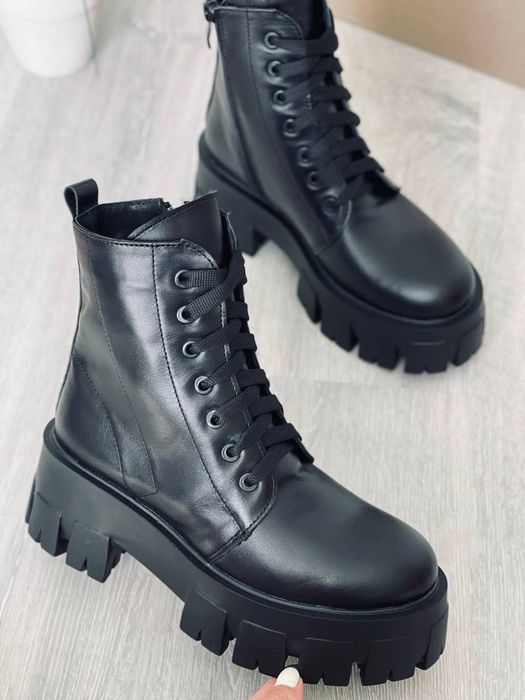 Черевики 38 зимові жіночі шкіряні.Зимние женские ботинки