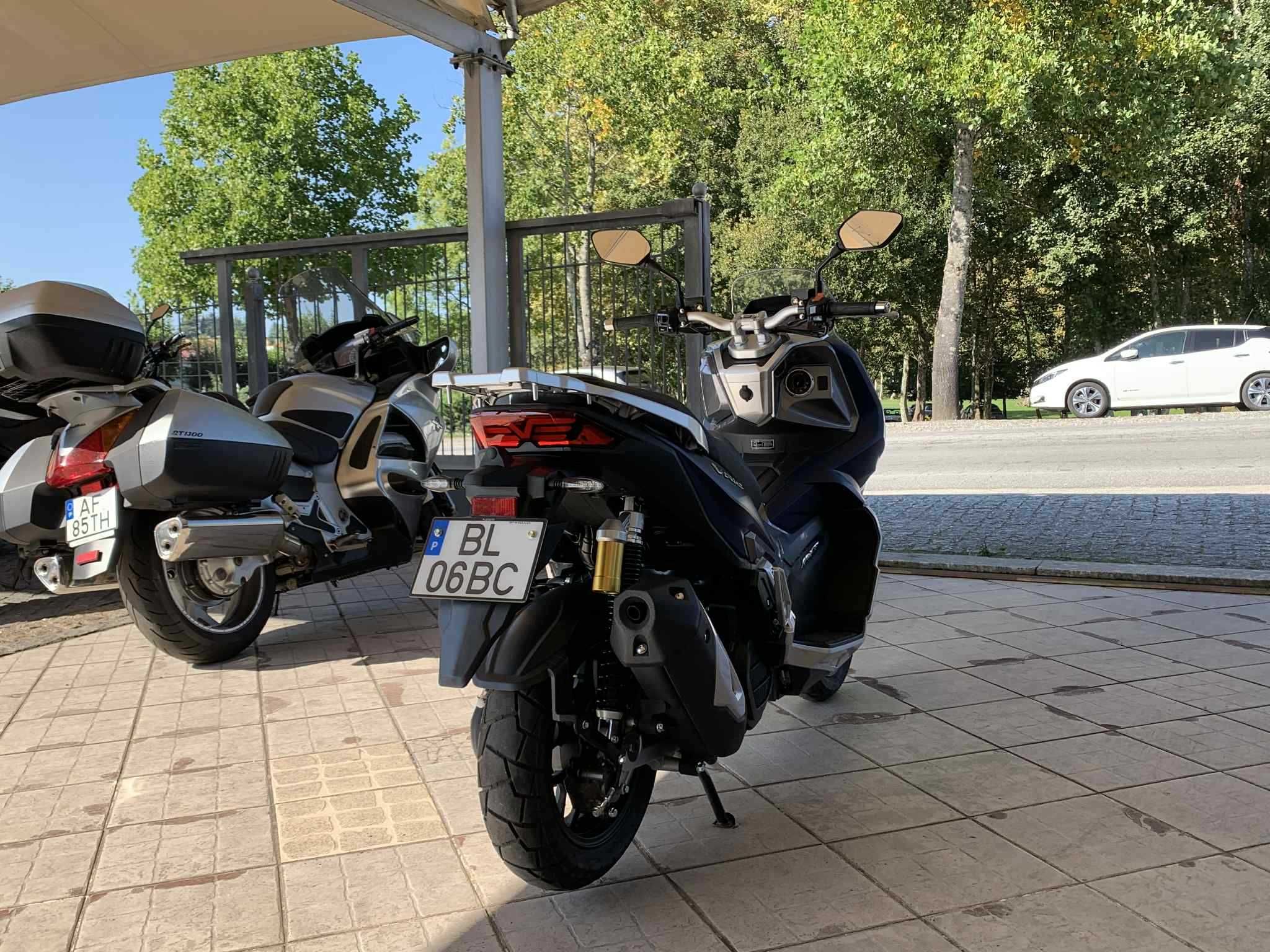 MH Motorcycles VR10 125