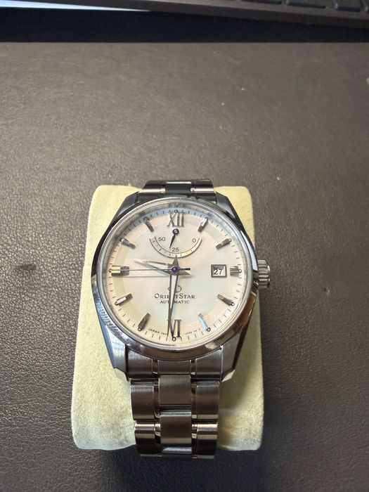 Relógio Orient Star RE-AU0006S00B