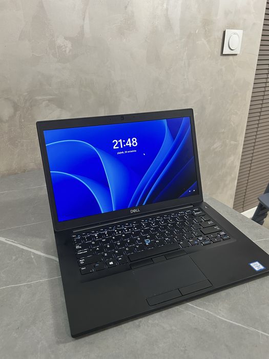 Laptop Dell Latitude 7490 / SSD 5125 gb /GPU 16 gb / Windows 11