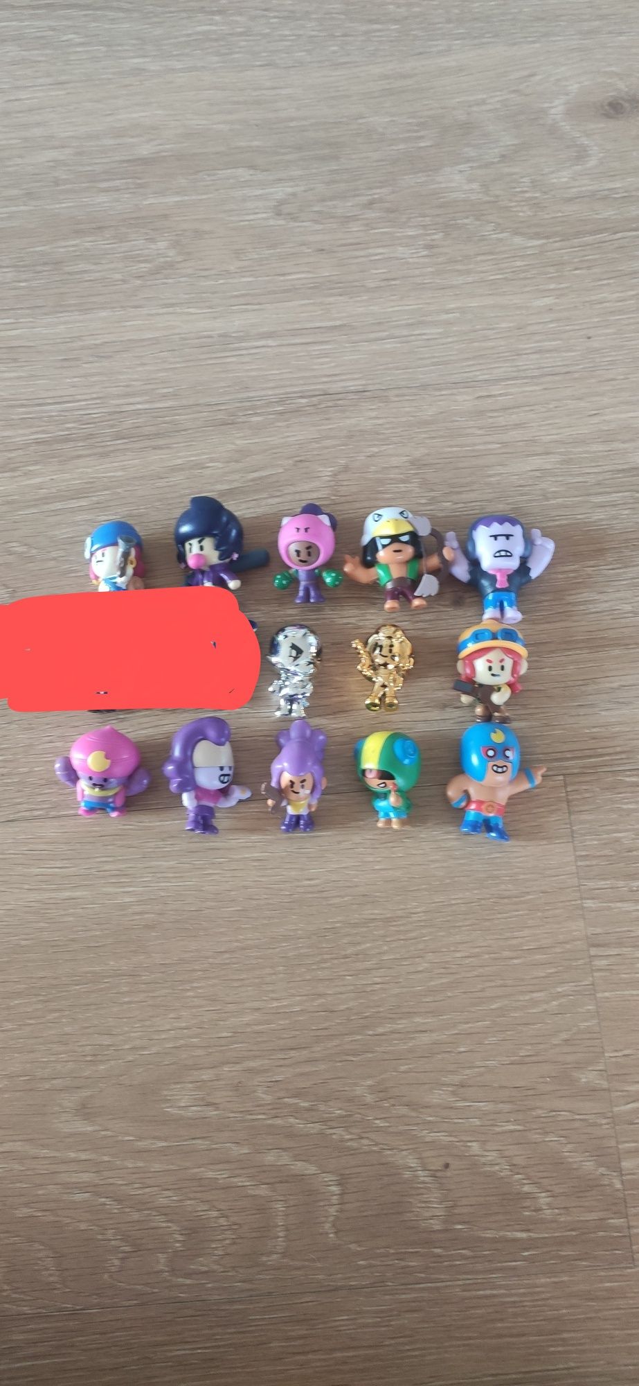 Figurki/zabawki brawl stars.