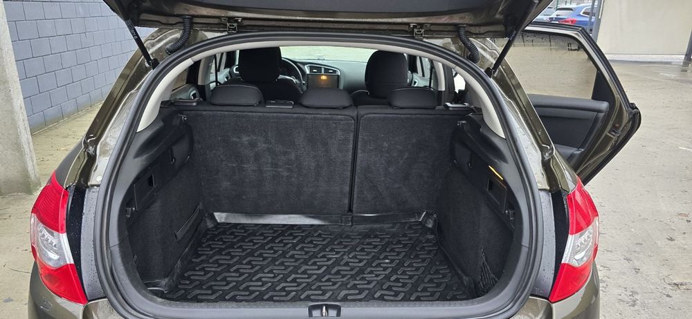 Citroen c4. 1.6. Дизель. 2014