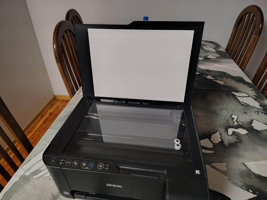 Drukarka  że skanerem Epson uszkodzona
