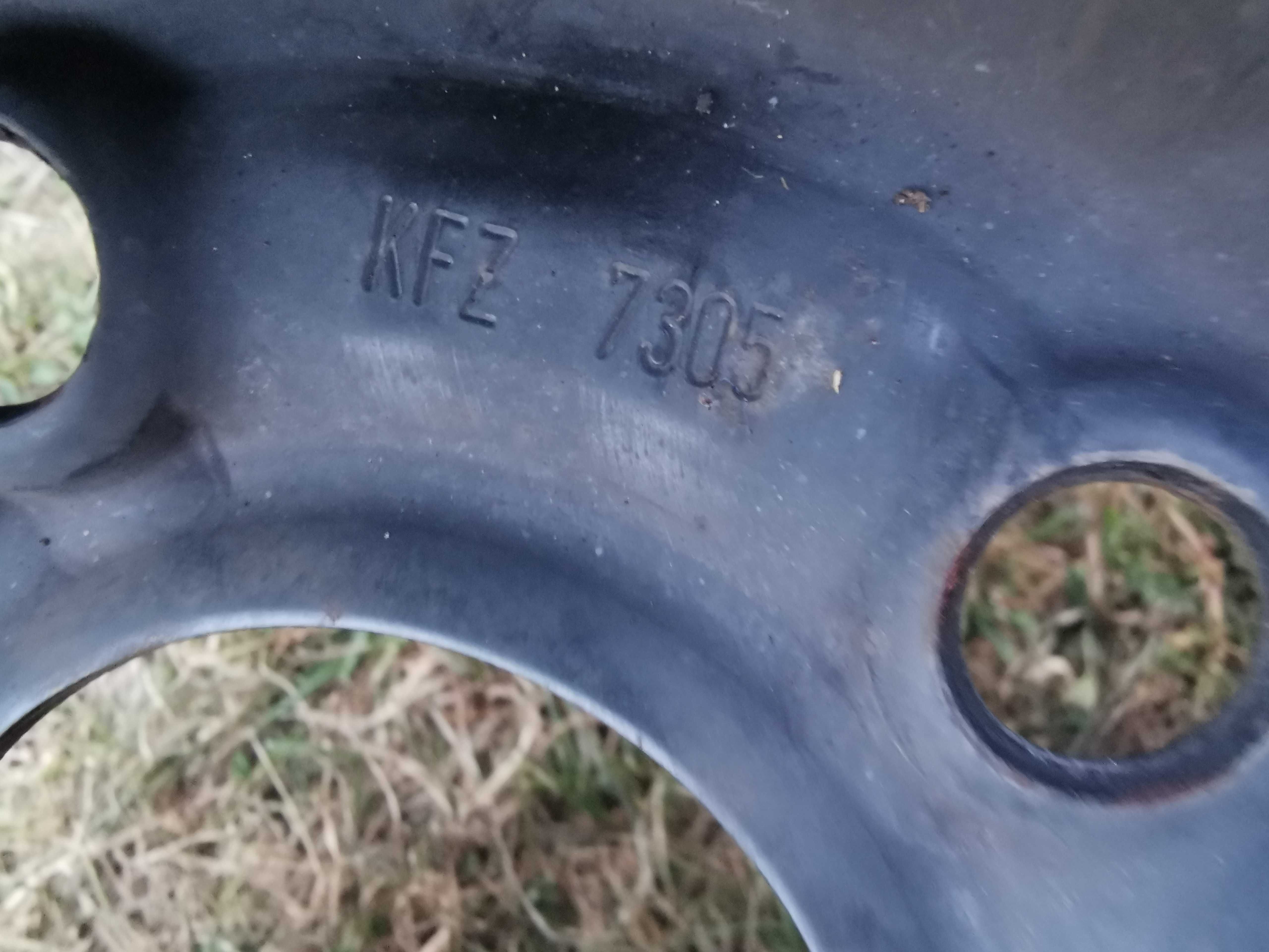 Felgi stalowe  z czujnikami Renault Megane III  6,5 Jx15 ET43 KFZ 7305