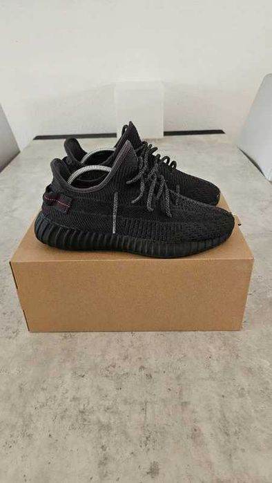Buty Mokasyny adidas_Yeezy_350_Black R.43
