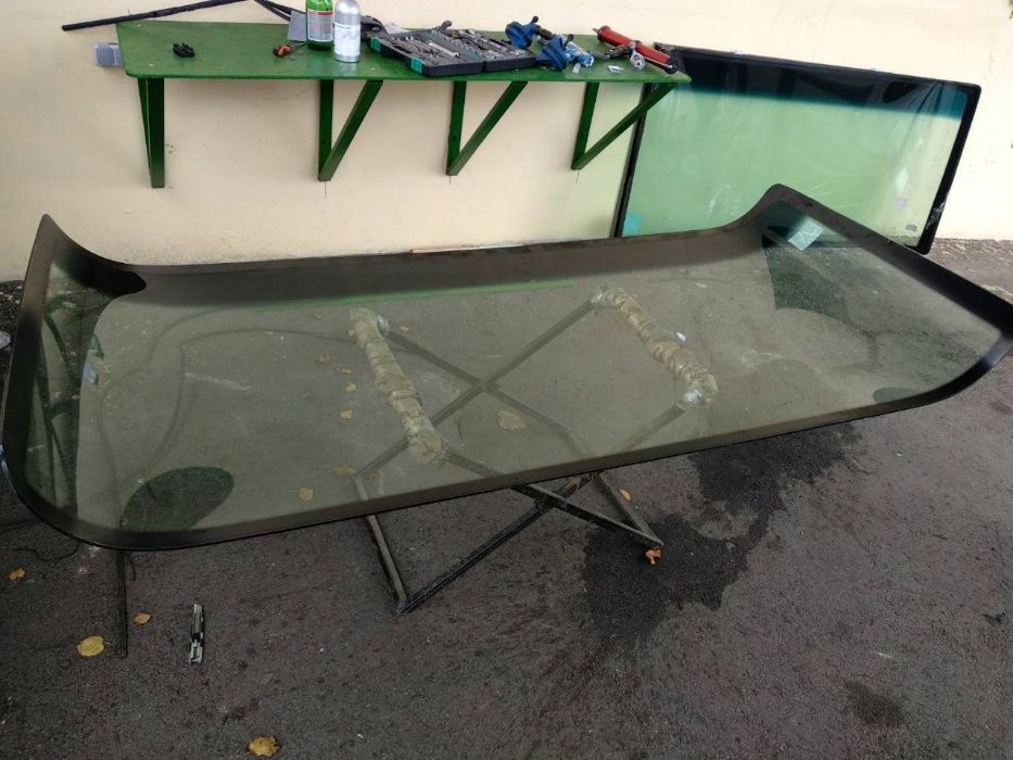Заміна лобового скла на ГРУЗОВІ автомобілі TIR/Заміна лобового скла
