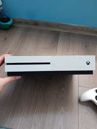 Xbox one S z napędem 1TB