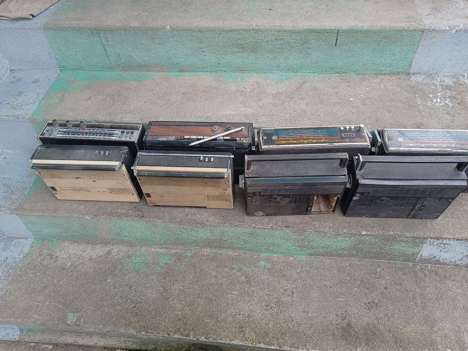 Продам радіоприймачі