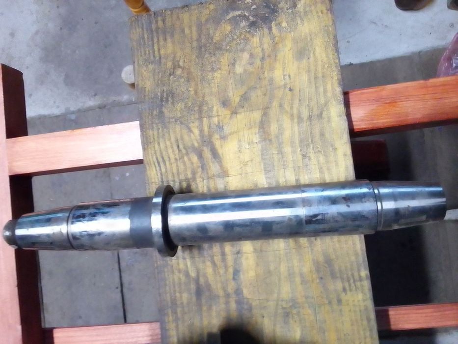 Вал плоскошліфа, марка невідома