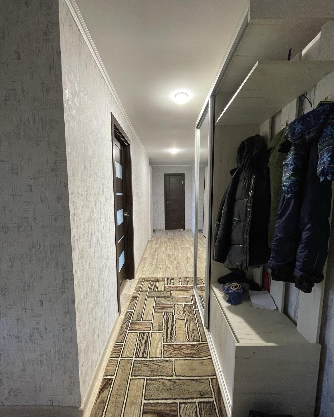 Продам 2ком.кватиру 9/9 на Черёмушках!