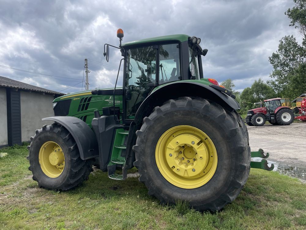 John Deere 6195M