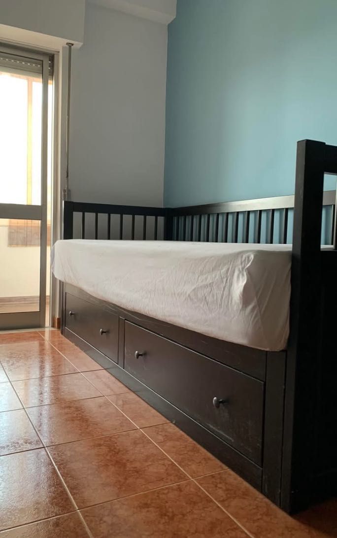 Cama completa Ikea