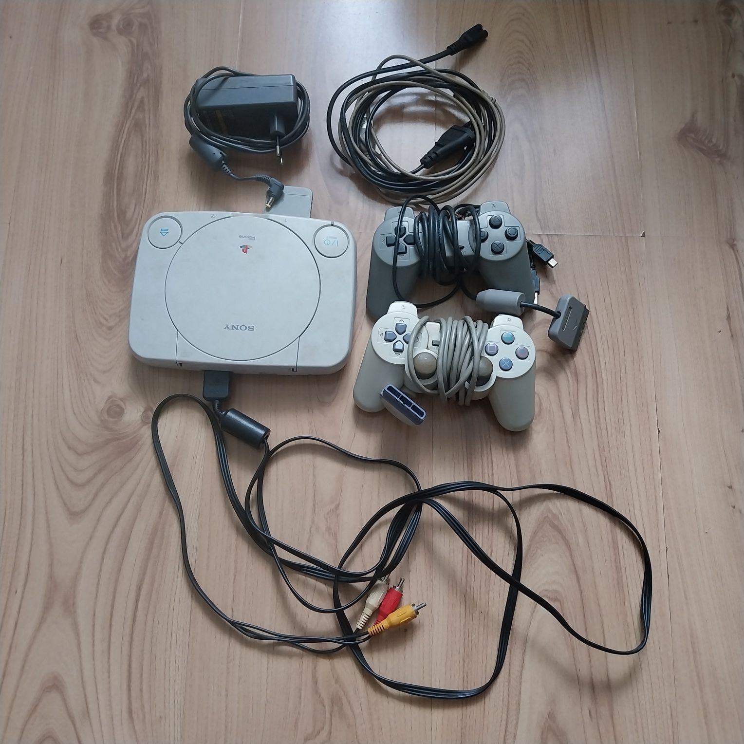 Sony PlayStation (PSone), model SCPH-102.