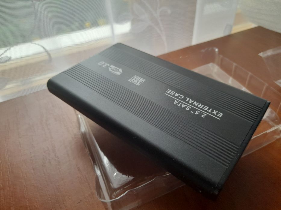Зовнішній диск 1 тб терабайт  usb 3.0  SATA 3 TOSHIBA