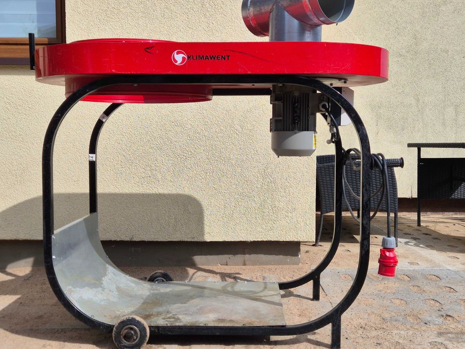 Sprzedam wyciąg do trocin szt 2