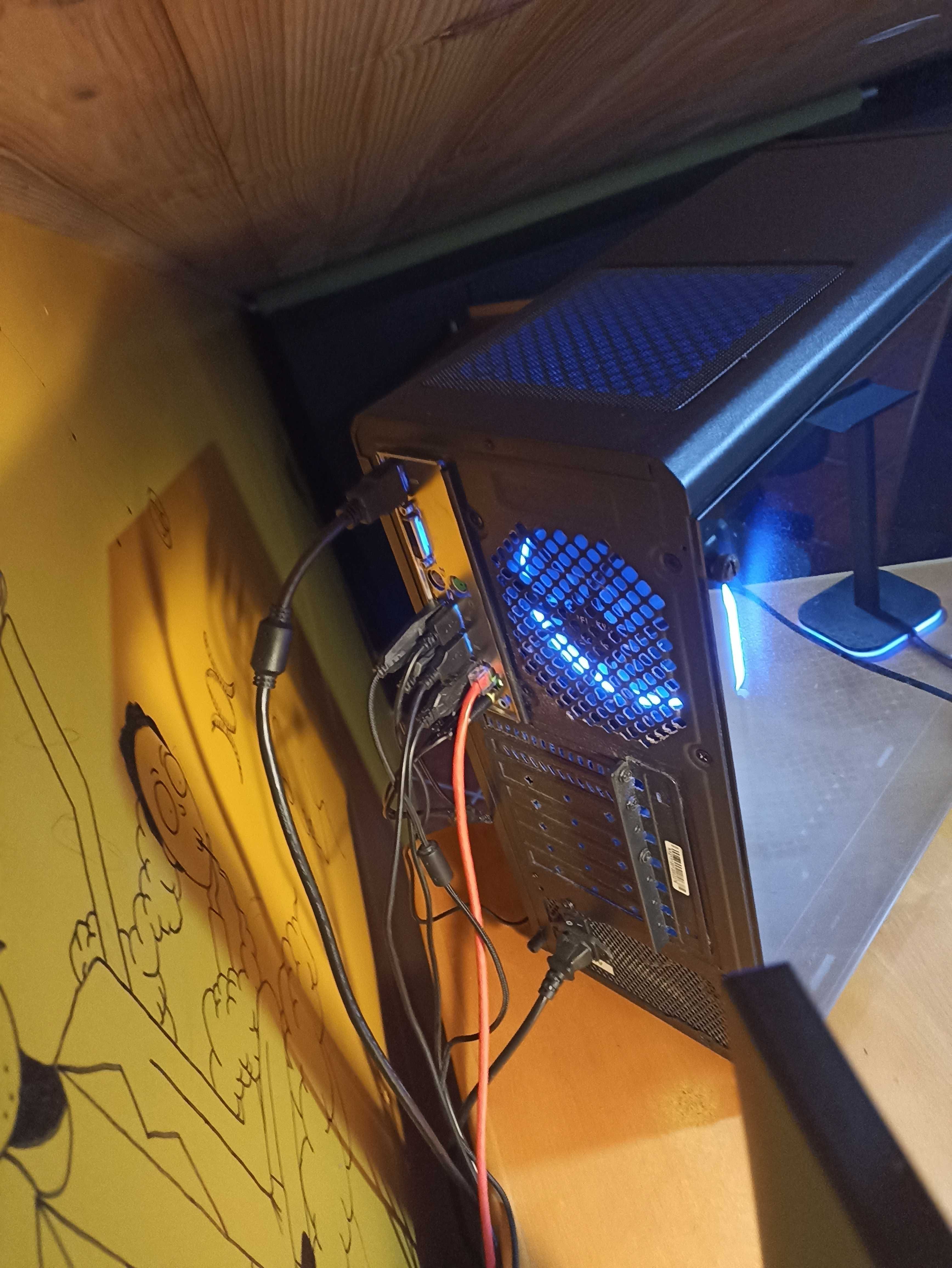 Computador AMD Ryzen 5 Pro | 8GB | 240GB