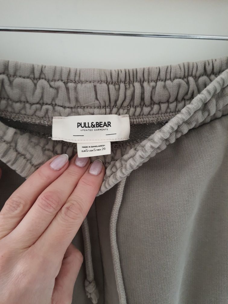 Spodnie dresowe pull & bear  s