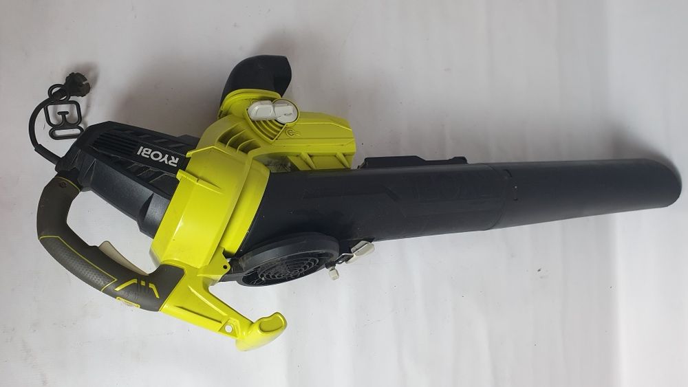 Dmuchawa do lisci Ryobi