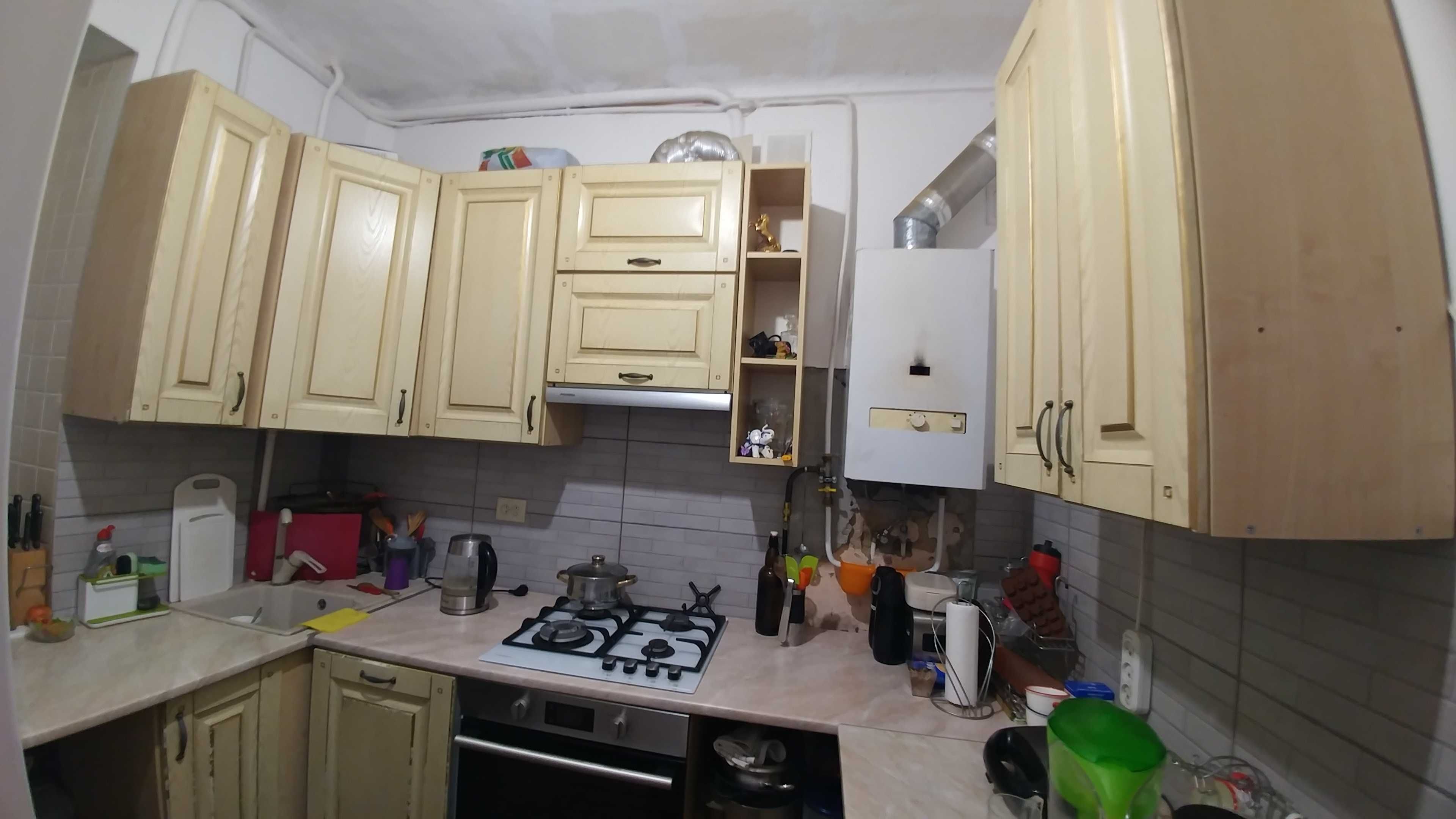Продам 3-х кімнатну квартиру, метро Деміївська, без комісії