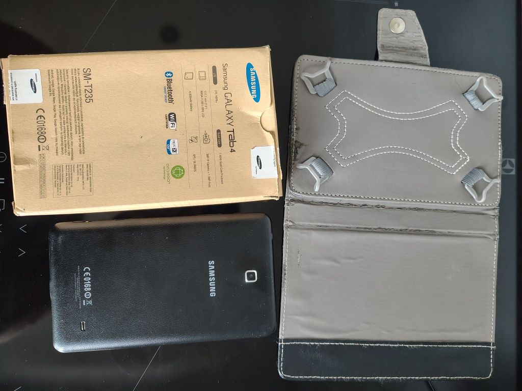 Sprzedam tablet Samsung Galaxy TAB 4