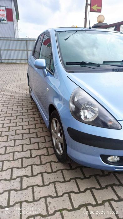 Продам Honda Jazz