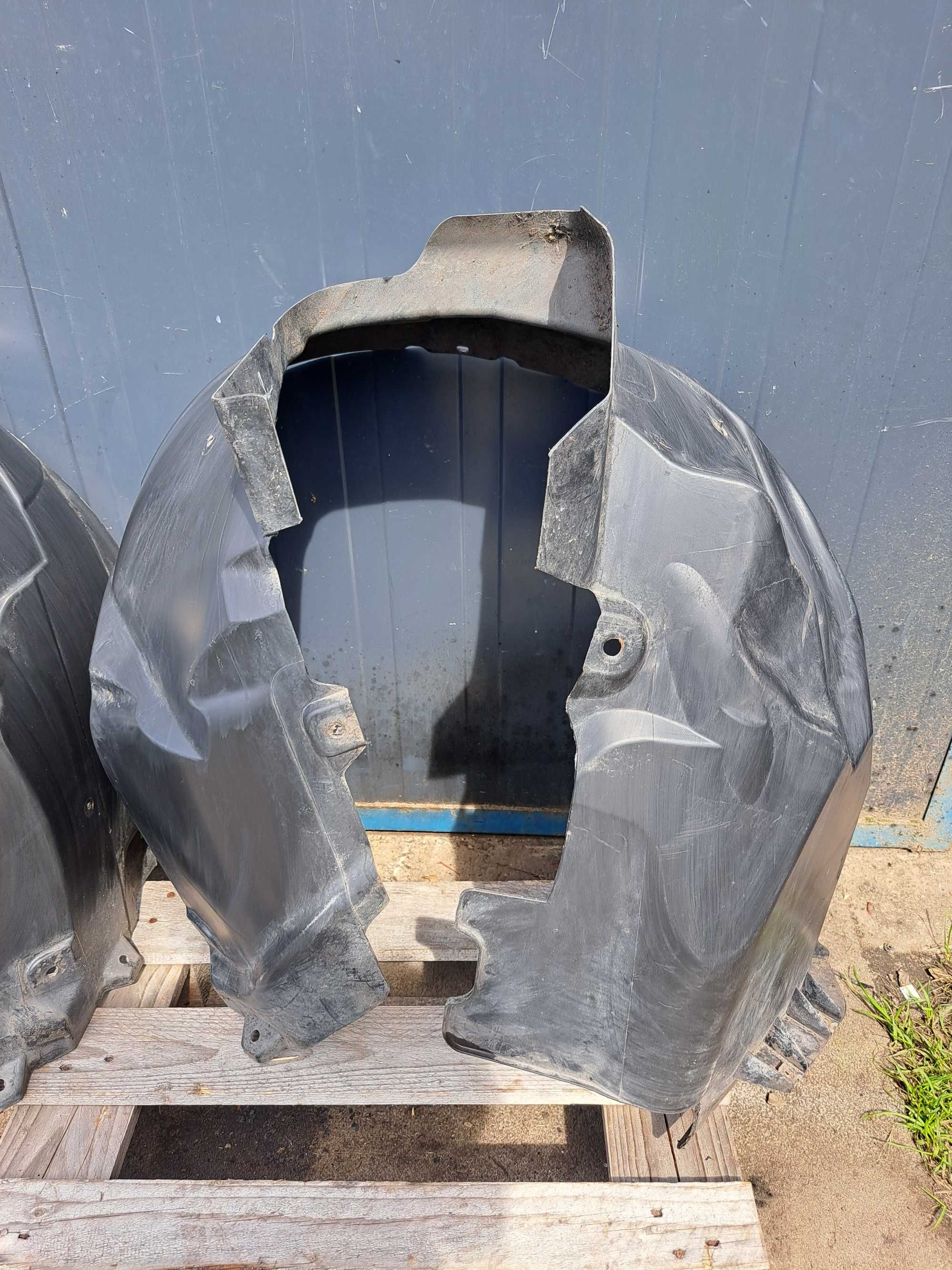 Nadkole LEWE Ford Mondeo Mk4 7S71-A16114-AH/7S71-A16115-AH