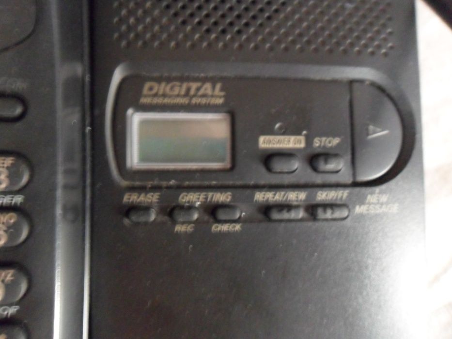 Радиотелефон PANASONIC KX-TC 1500 B с цифровым автоответчиком