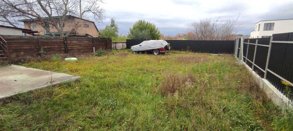 Коттедж з бомбоупорним дахом в Любимовке (Гуровщина) – 15 км от Киева!