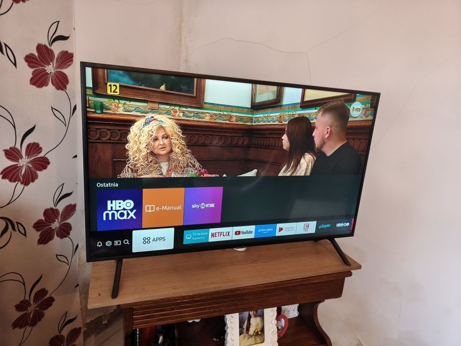 Telewizor Samsung 49 cali LED Smart TV Wifi Netflix YouTube