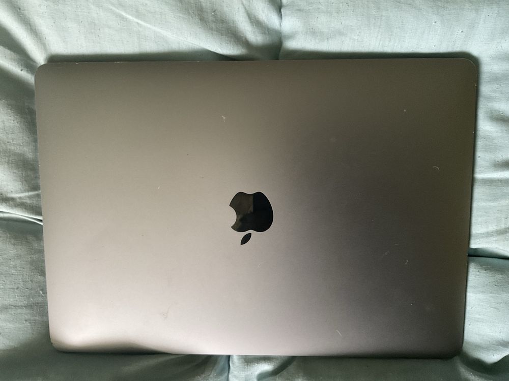 Macbook air m1 2337 2020